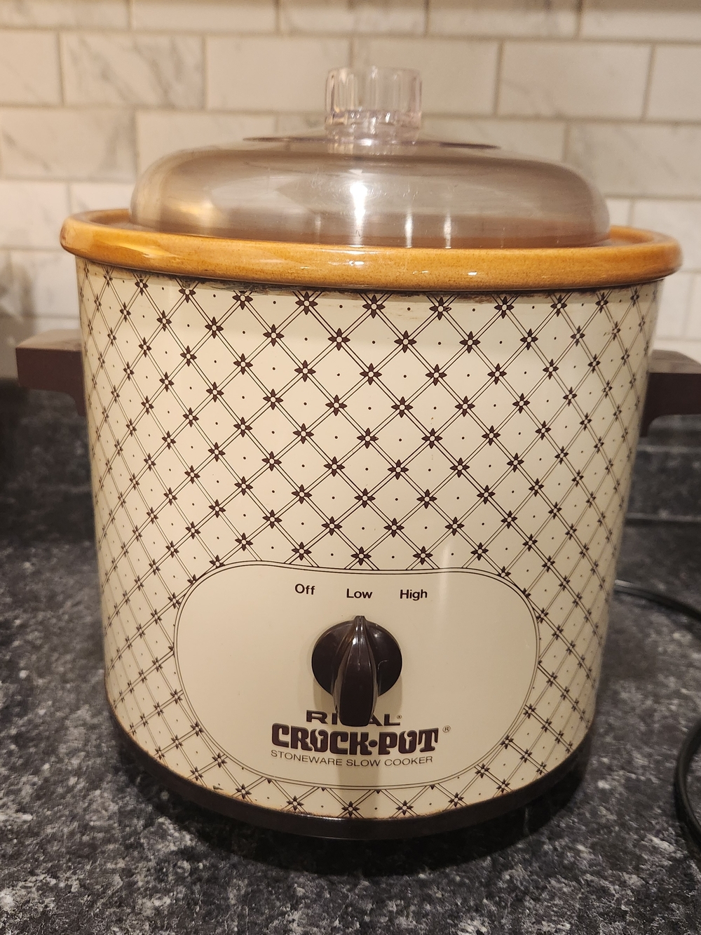 Vintage Rival Crock-Pot Stoneware Slow Cooker in Cream and Brown